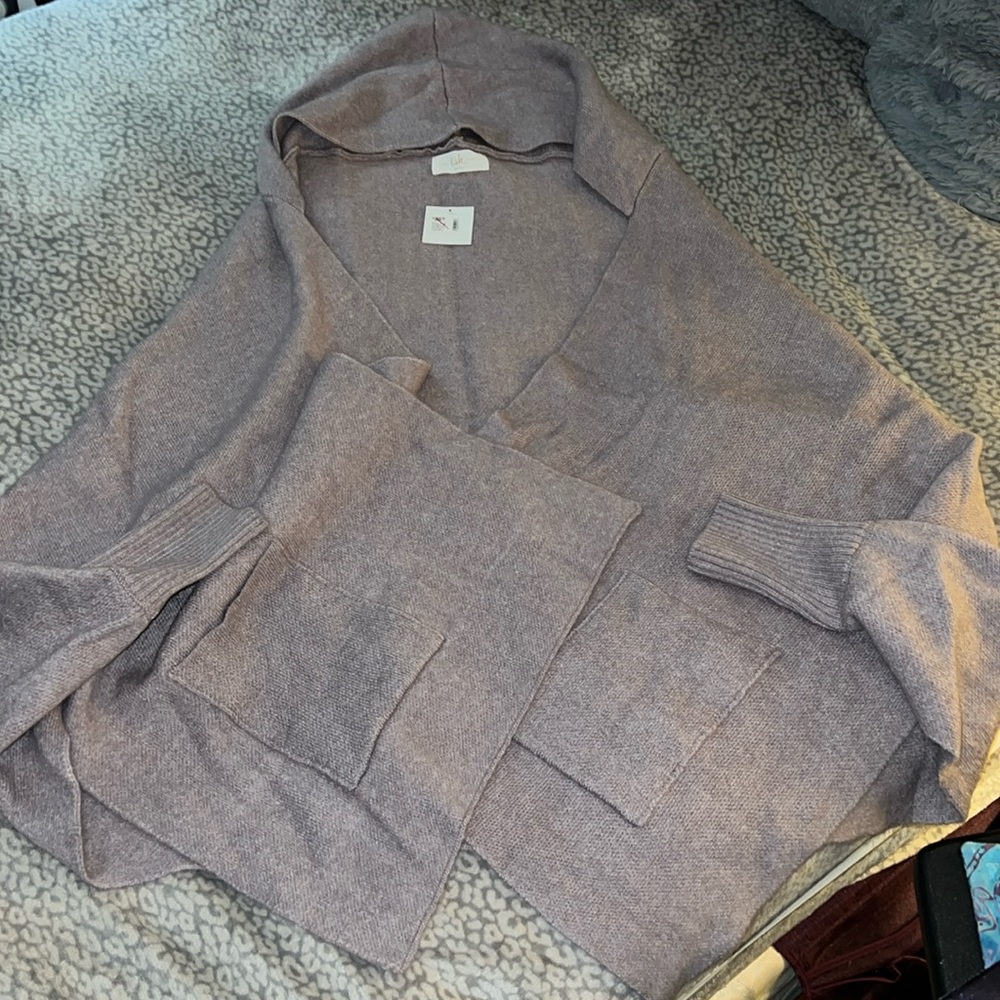 NWT ish Boutique Eastyn Cape Cardigan with Hoodie and Pockets - OS - Lavender